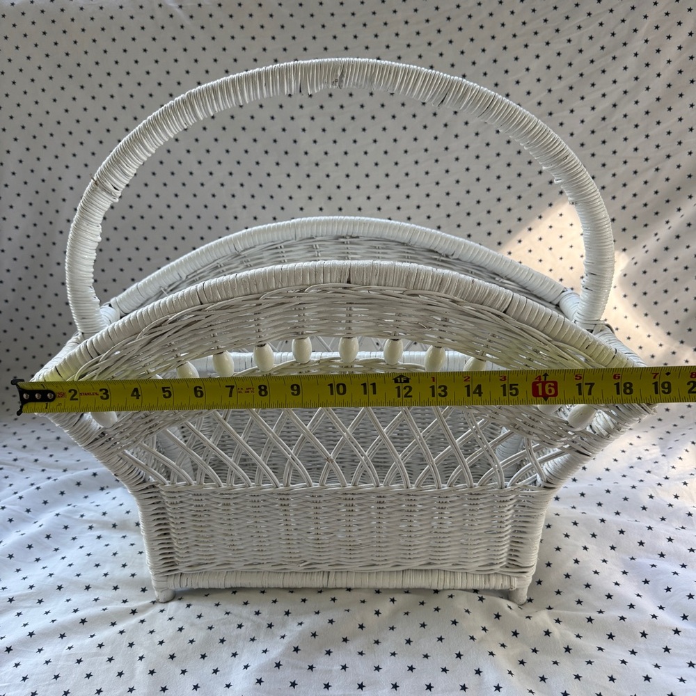 Vintage Wicker White Arched Magazine Holder / Rack w/ Wooden Beaded Detail - Picture 6 of 17
